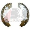 HYUNDAI 583054AA30 Brake Shoe Set